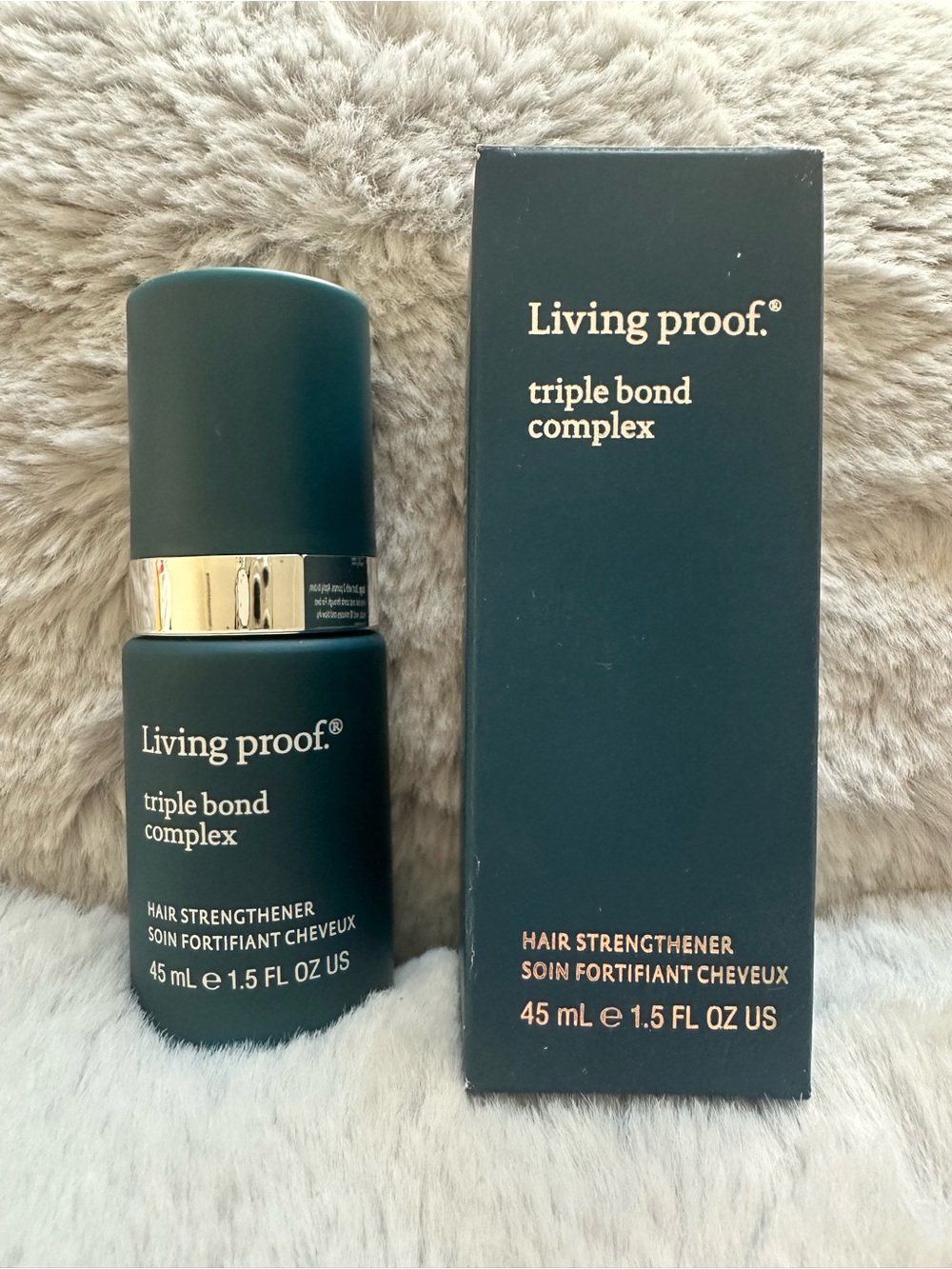 Living proof Triple Bond Complex Hair Strengthener